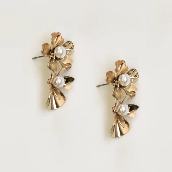 A.B. Ellie Raquel Flower Drop Earrings - Picture 2 of 7